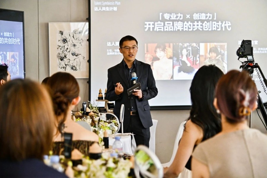 推出彩妆品牌NAN beauty，上美股份百亿美妆集团指日可待