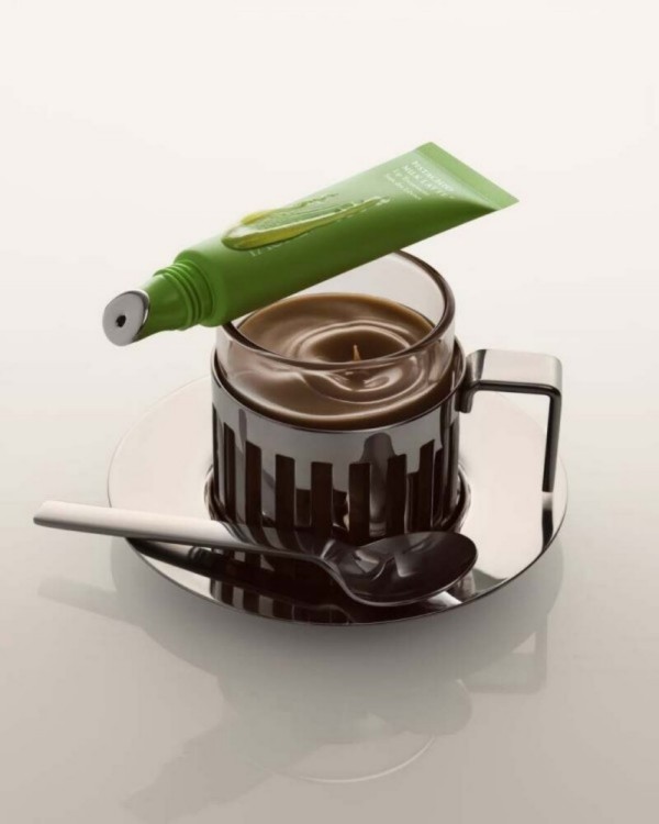 iota x Táche 开心果拿铁唇部修护新品上市