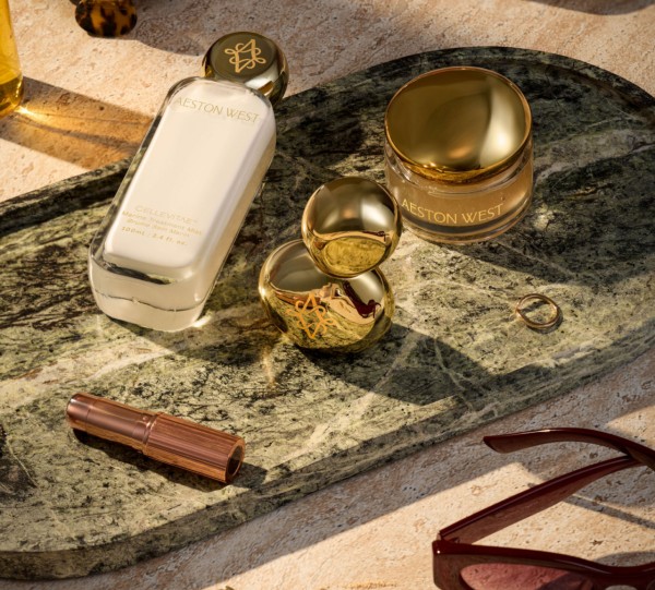 Aeston West 全新护肤系列正式发布