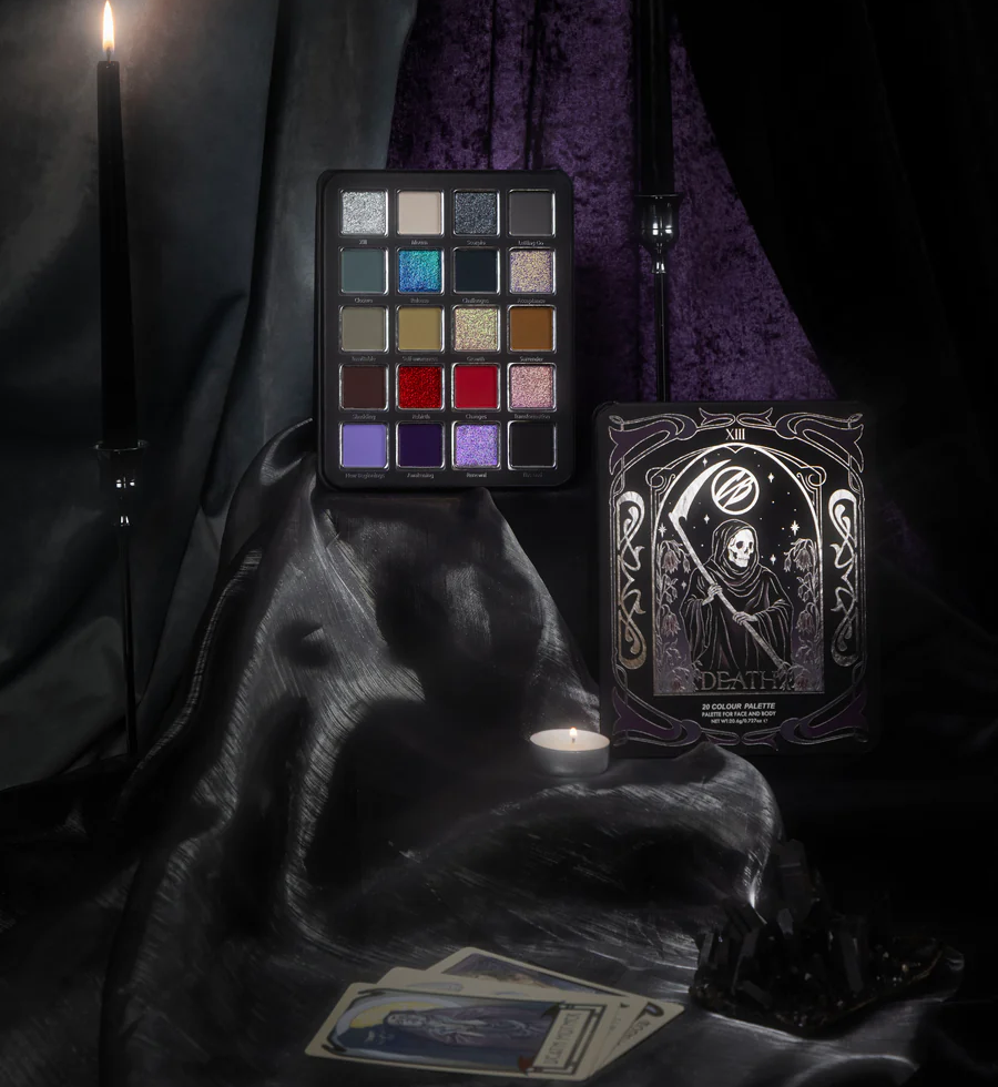 Cosmic Brushes 死亡塔罗眼影盘新品上市