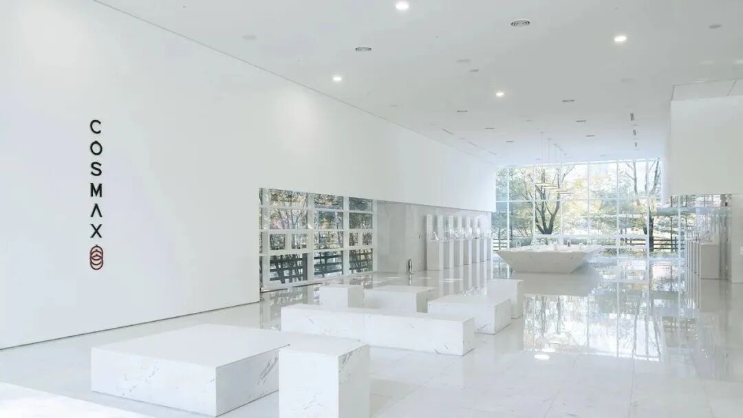 妆榜周报｜科丝美诗2025年营收突破115亿元；广州花都区出台化妆品产业新政；资生堂中国与美丽田园达成战略合作