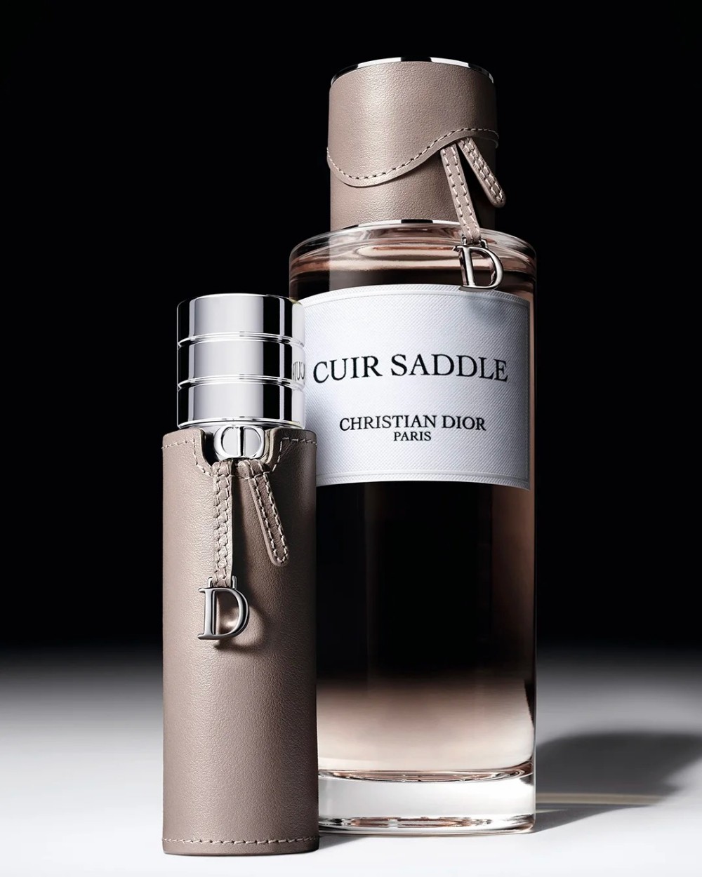 迪奥「马鞍革」调香水新品上市