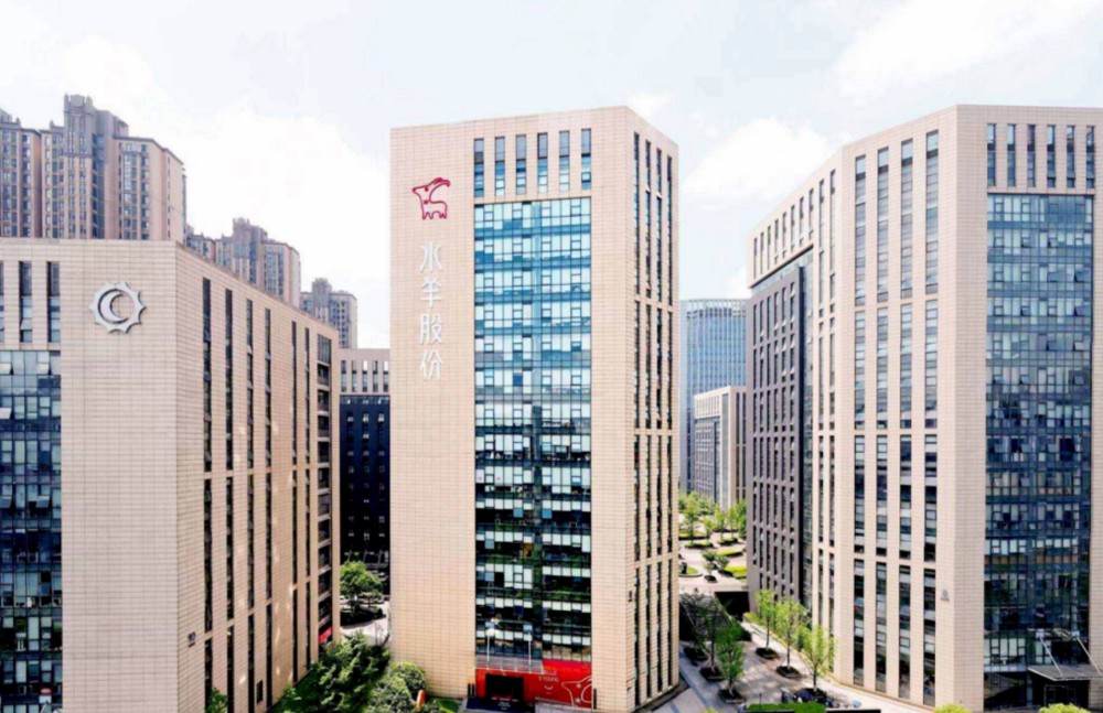 三年下滑终反转，水羊股份 2025 年营收近 50 亿，净利大增 34%