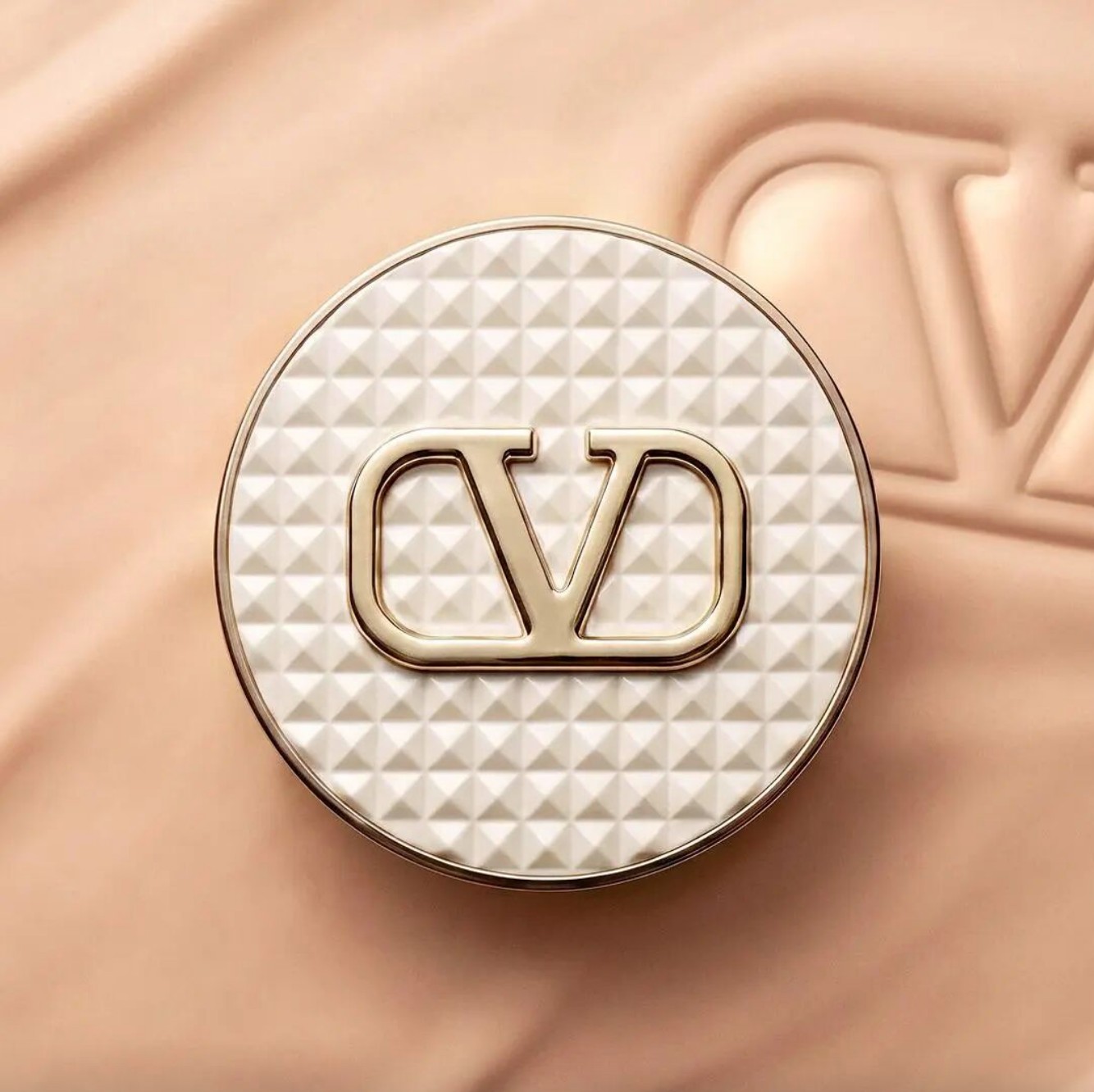 Valentino华伦天奴高定气垫 新品上市